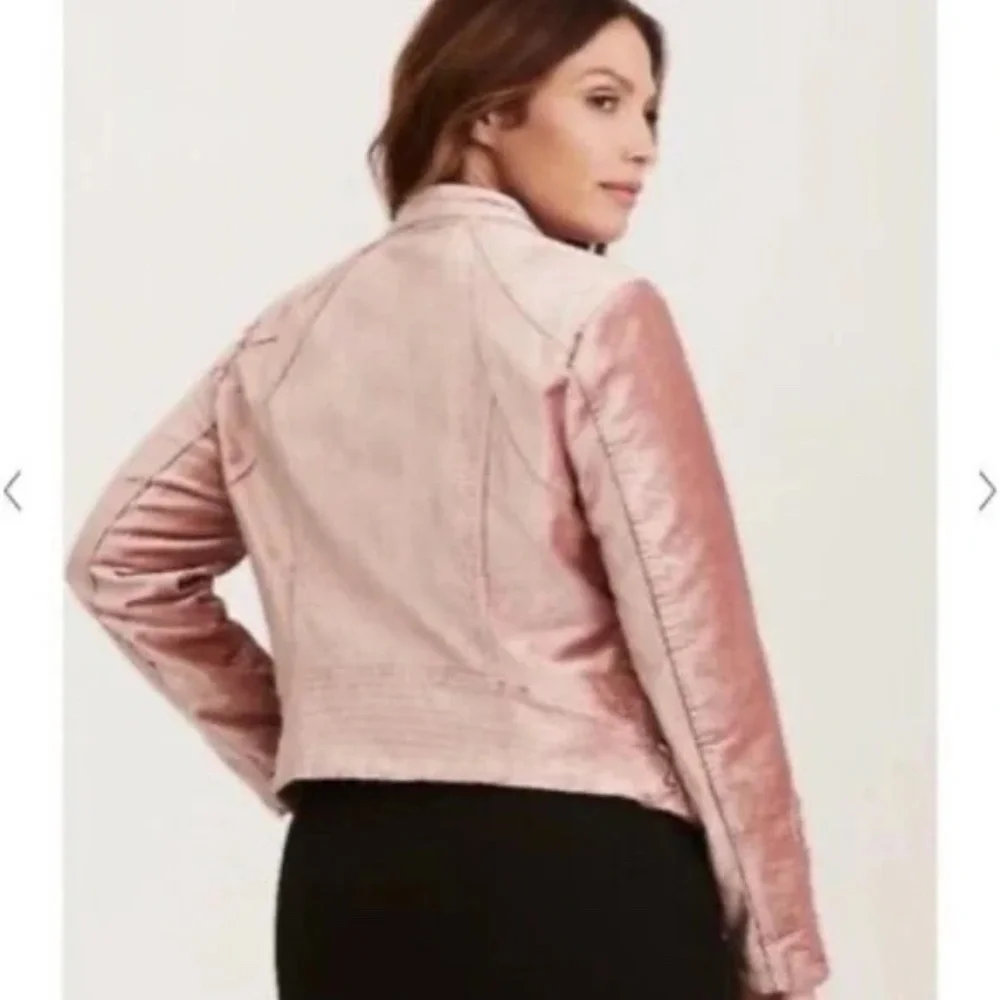 Torrid Velvet Lace-Up Sleeve Moto Jacket in Pink Size 2 - Picture 5 of 8